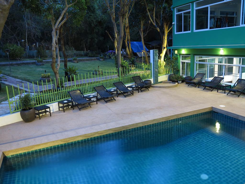 Wiz Hotel Pattaya Buitenkant foto
