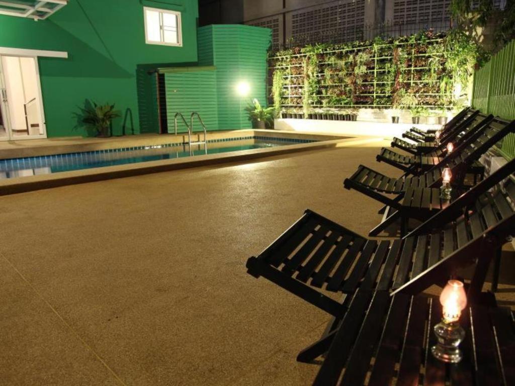 Wiz Hotel Pattaya Buitenkant foto