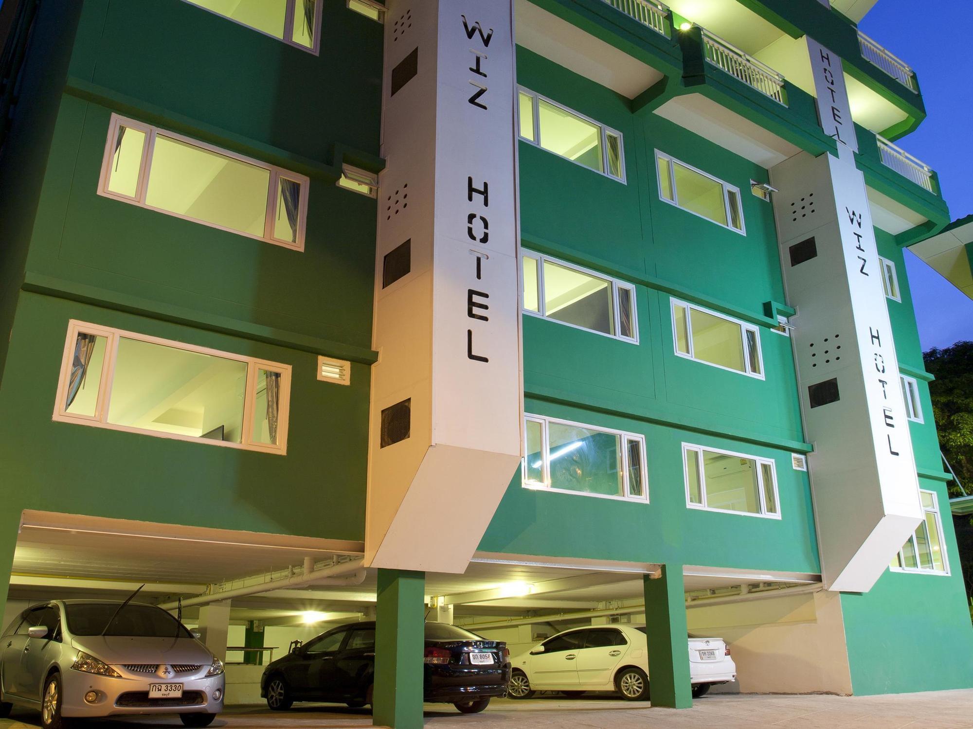 Wiz Hotel Pattaya Buitenkant foto