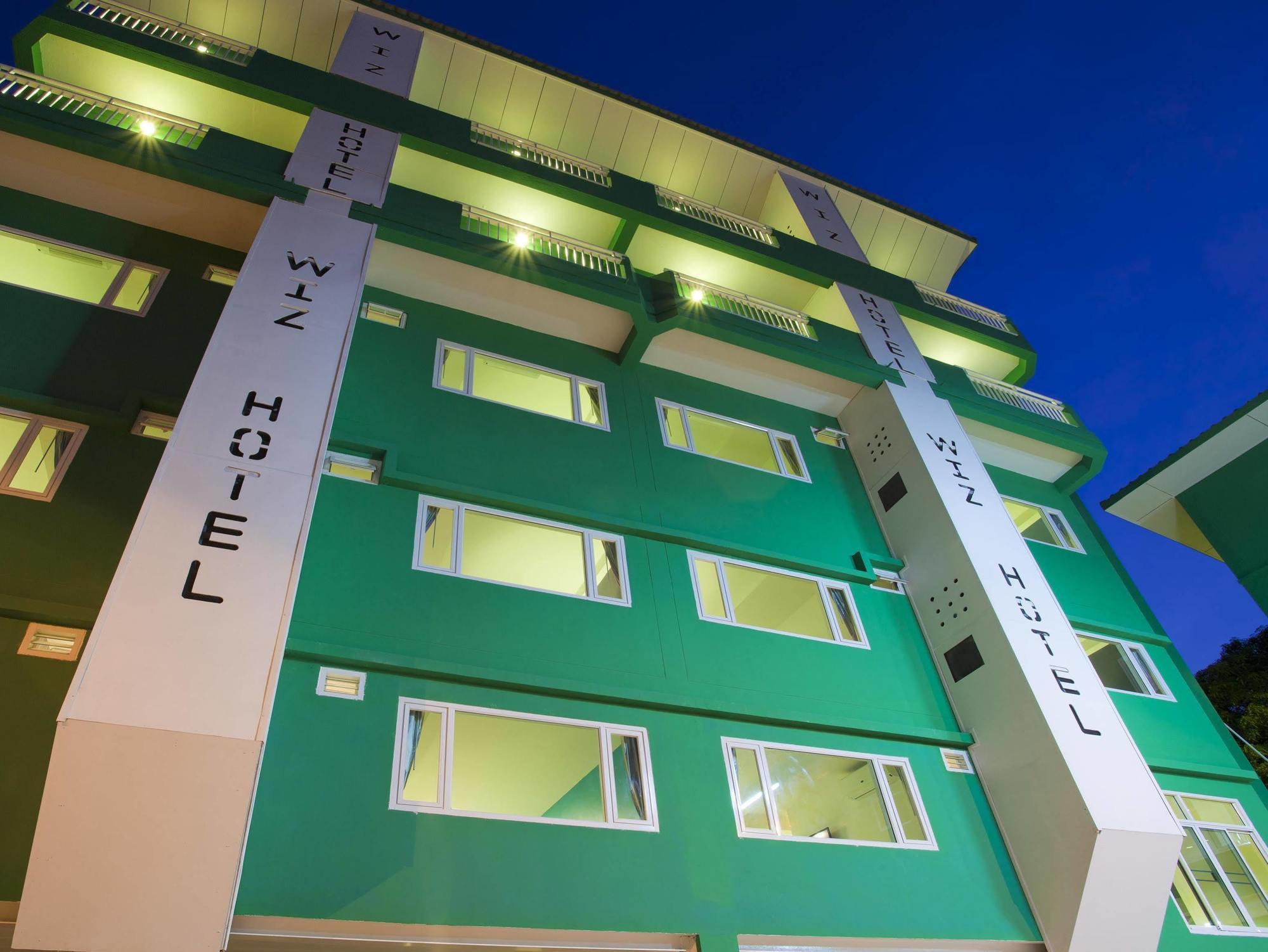 Wiz Hotel Pattaya Buitenkant foto
